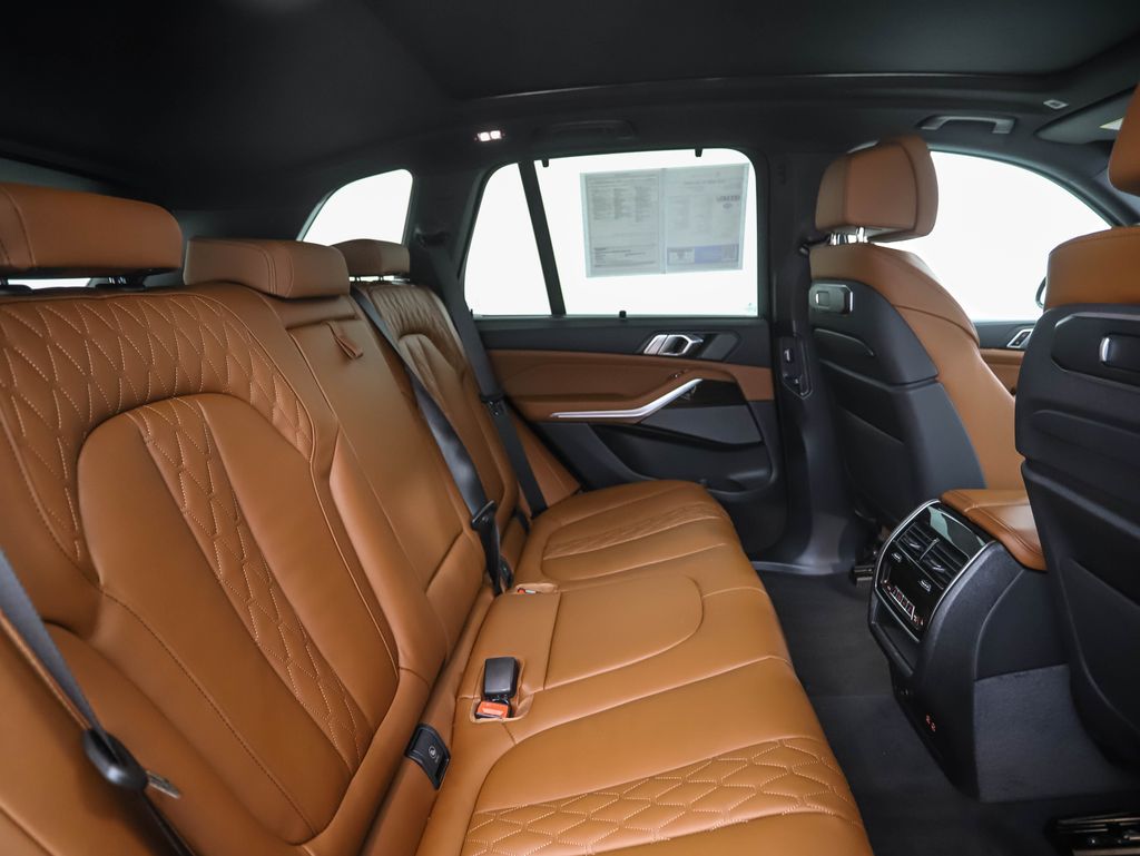 Thumbnail: 2026 BMW X5 - 27