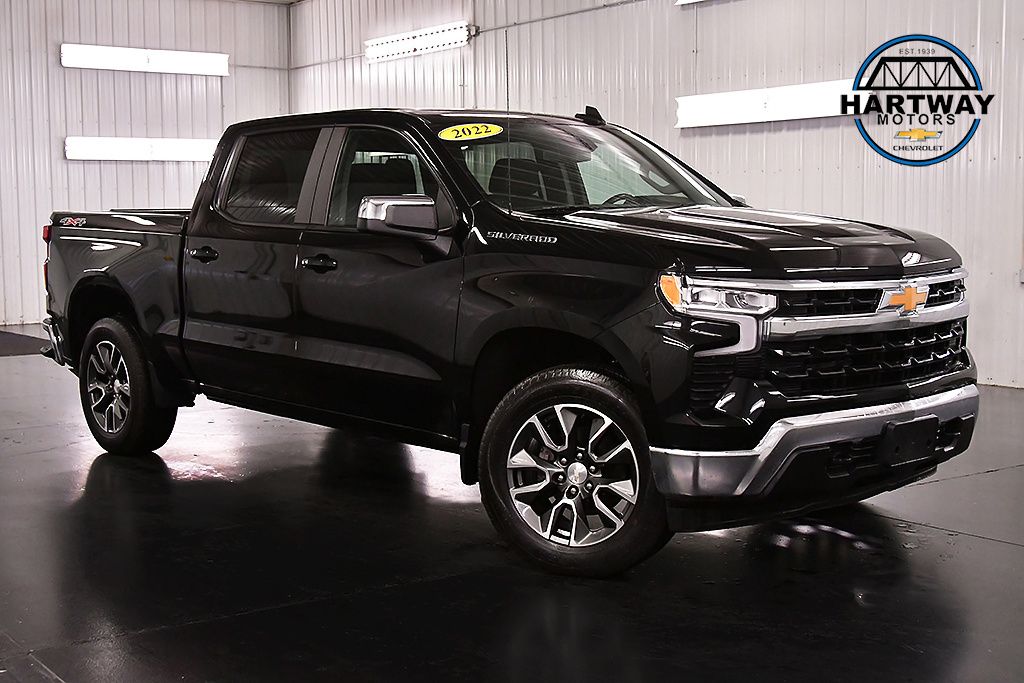 Black 2022 Chevrolet Silverado 1500 Pickup Truck Four-Wheel Drive 8-Speed Automatic