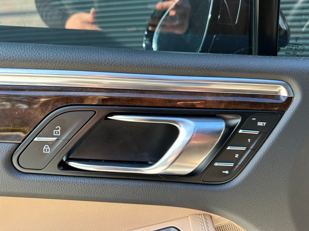 Thumbnail: 2024 Porsche Macan - 19