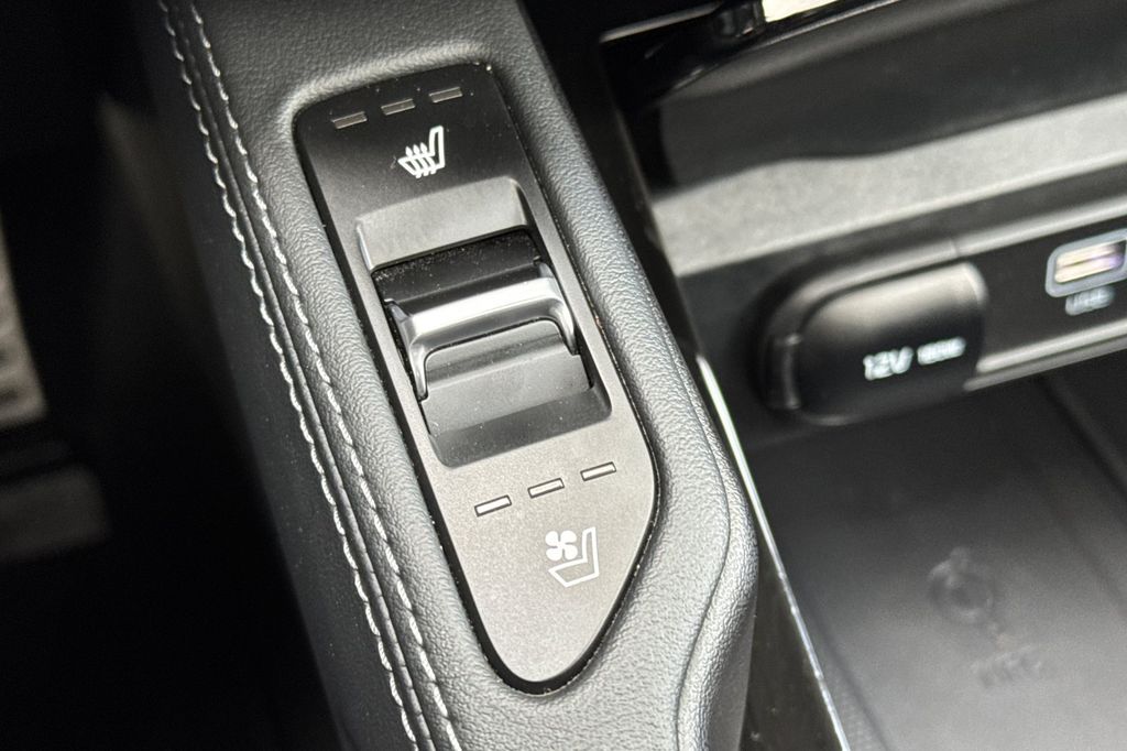 used 2024 Kia Telluride car, priced at $43,907