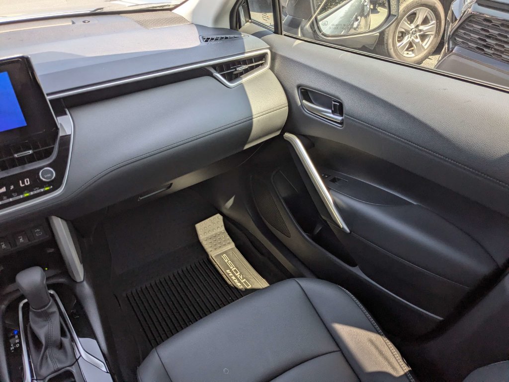 Used 2025 Toyota Corolla Cross SUV