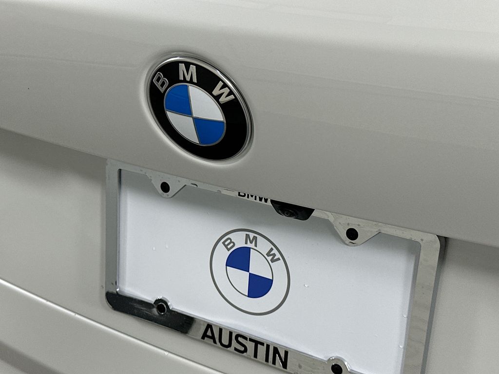2026 BMW X5 M60i 22