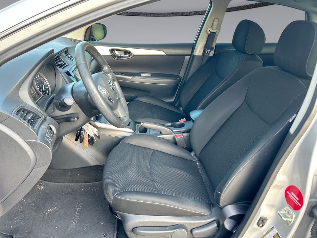 Thumbnail: 2019 Nissan Sentra - 11