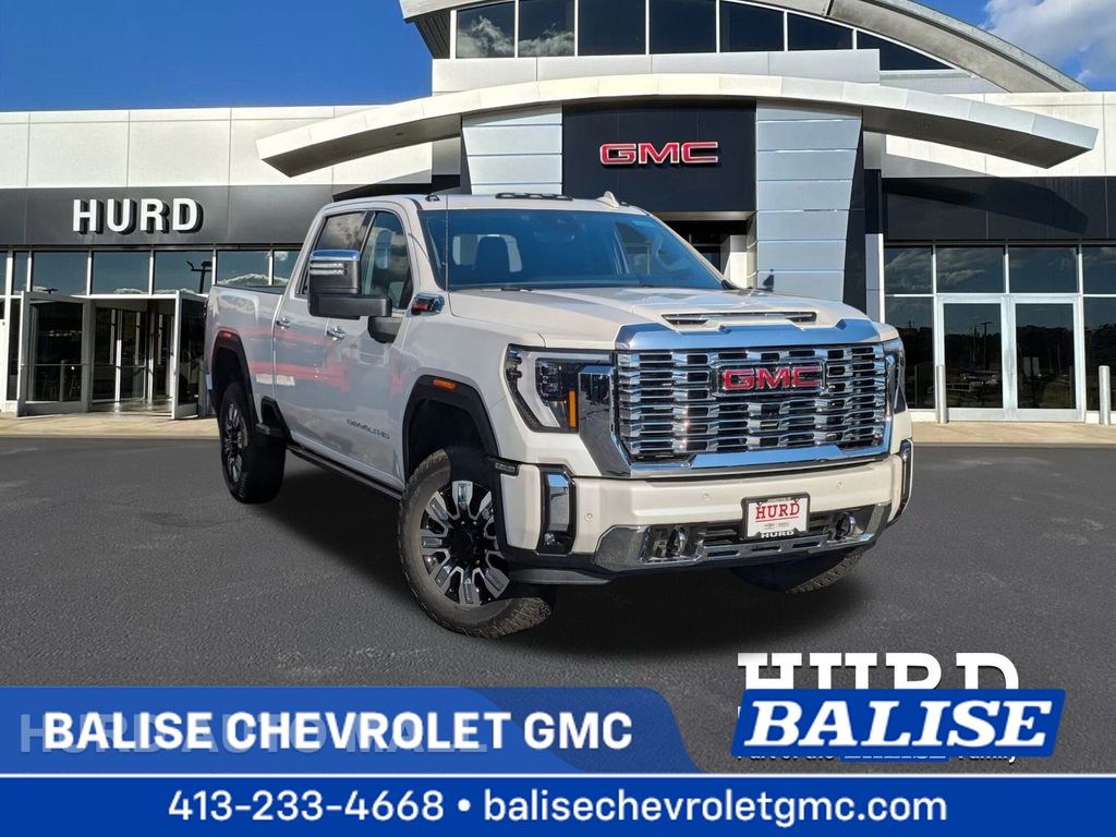 2025 GMC Sierra 2500HD Denali Crew Cab 4WD