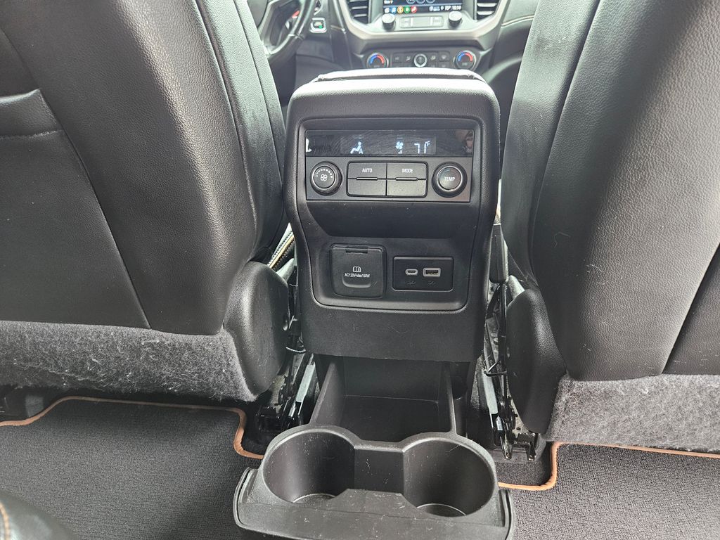 Used 2022 GMC Acadia SUV