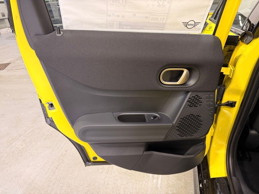 Thumbnail: 2026 MINI Cooper - 19