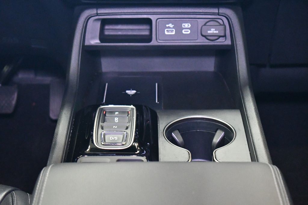 Thumbnail: 2023 Honda Pilot - 20