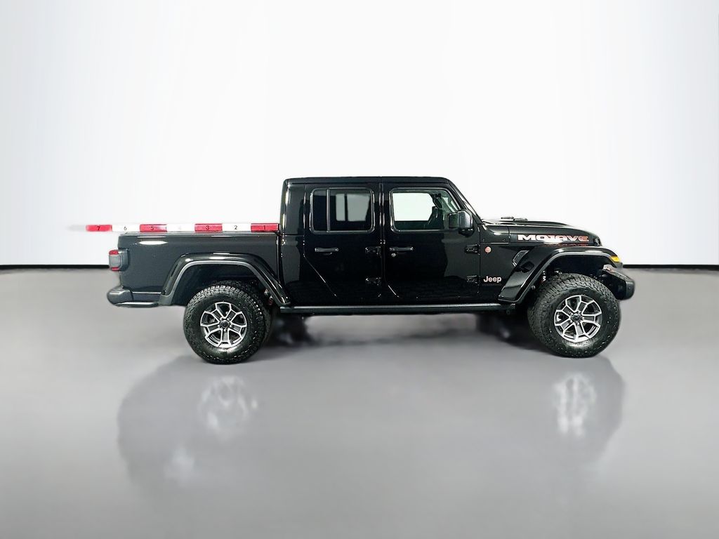 New 2026 Black Jeep Mojave X image 8