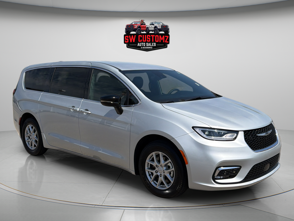 2026 Chrysler Pacifica Select FWD