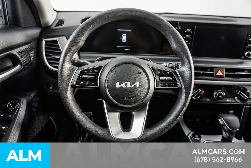 Used 2026 White Kia LX image 25