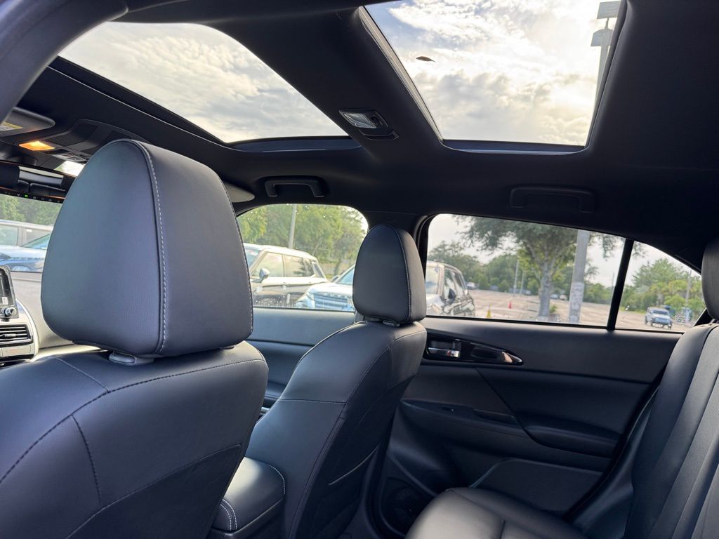 2025 Mitsubishi Eclipse Cross SEL photo 22