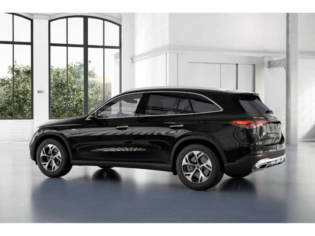 2025 Mercedes-Benz GLC 350 31