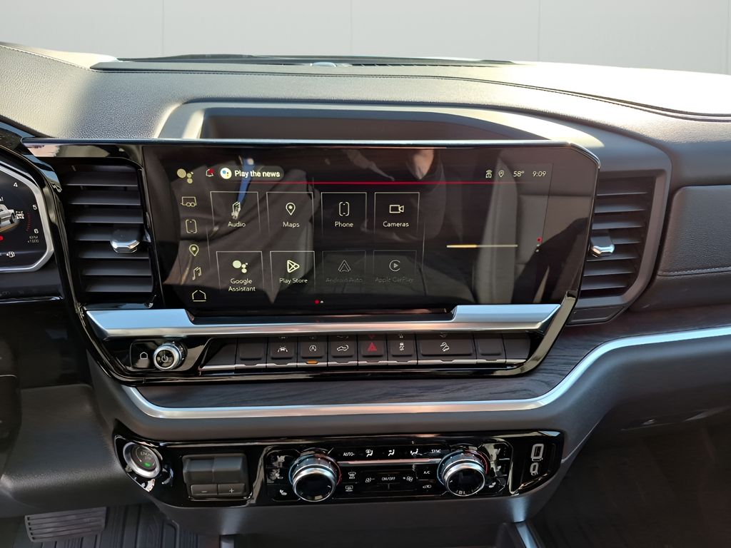 New 2026 White GMC SLT image 39