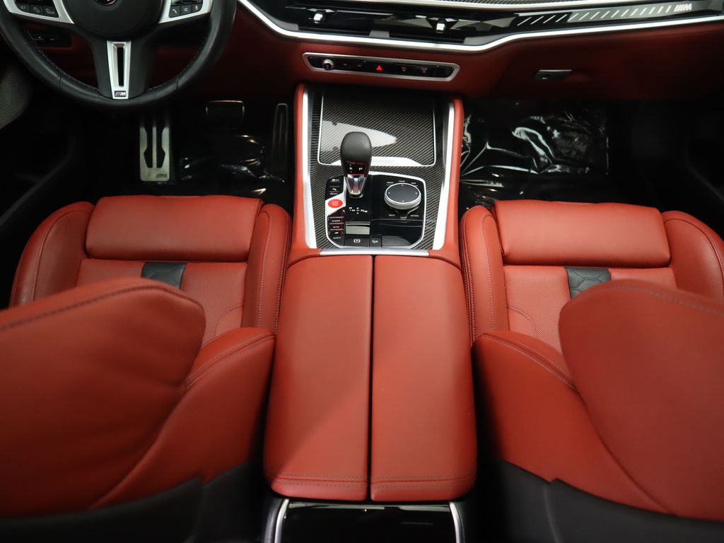 Thumbnail: 2024 BMW X6 - 17