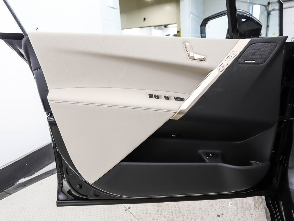 Thumbnail: 2026 BMW iX - 9