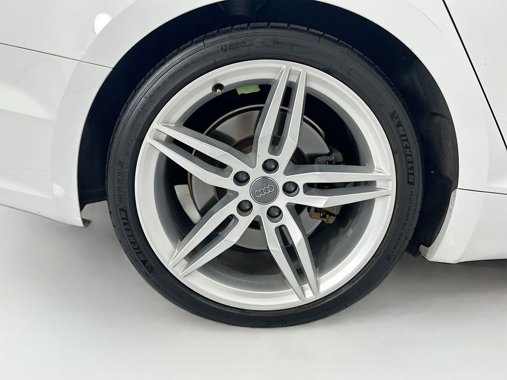 Thumbnail: 2019 Audi A5 - 32