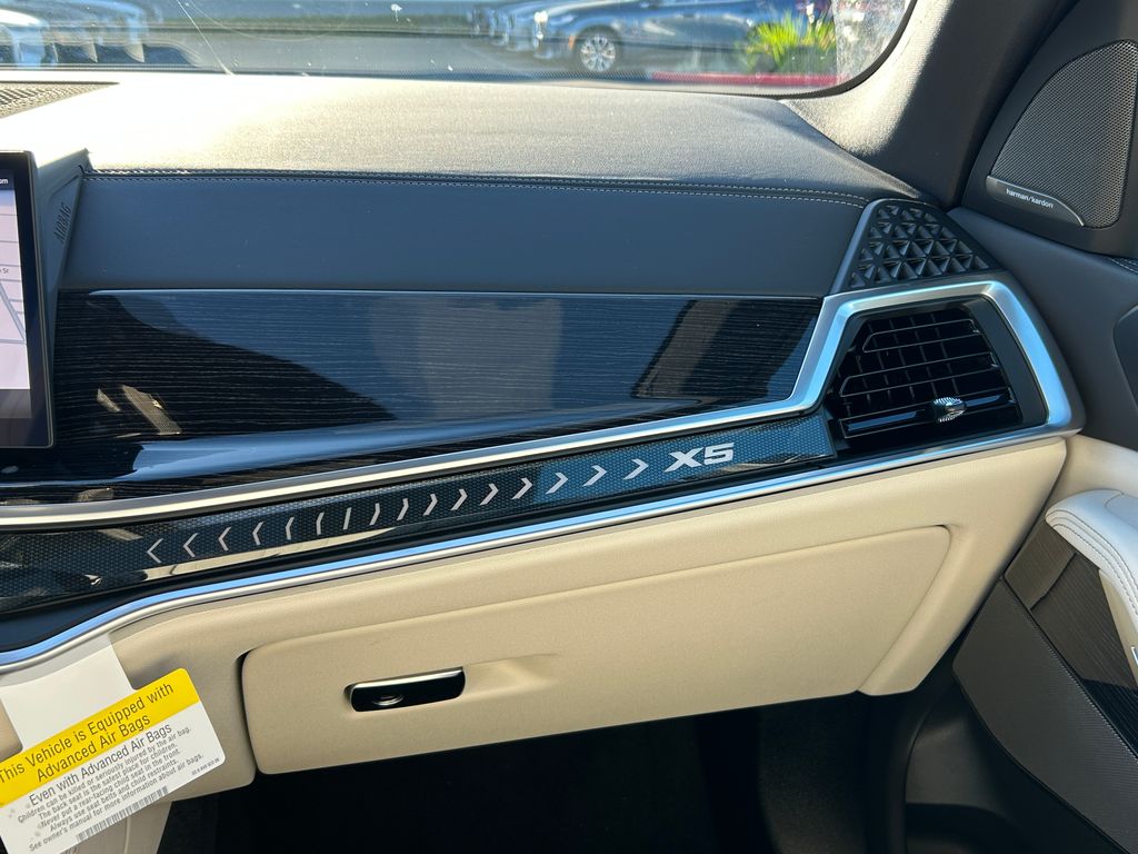 Thumbnail: 2026 BMW X5 - 26