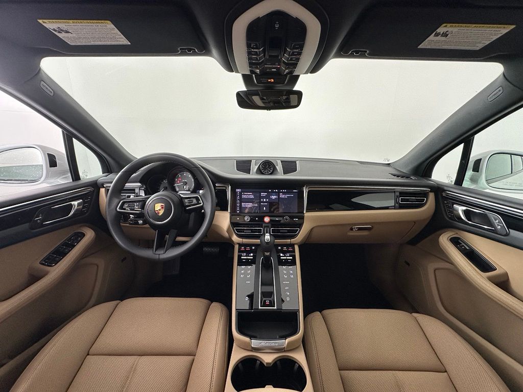 Thumbnail: 2026 Porsche Macan - 6