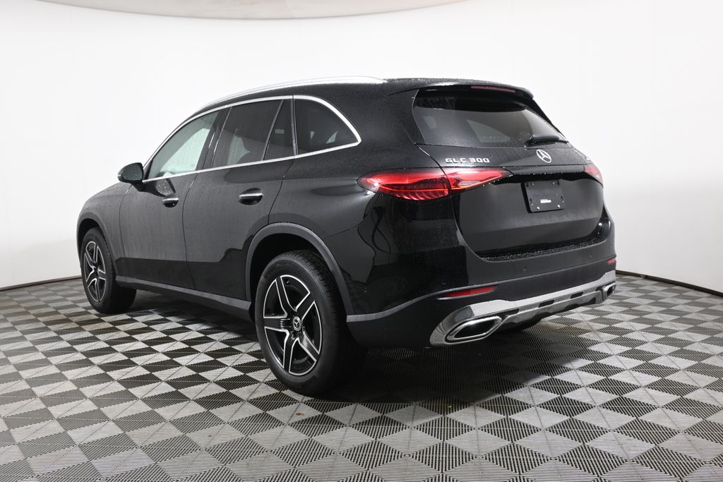Thumbnail: 2027 Mercedes-Benz GLC - 5