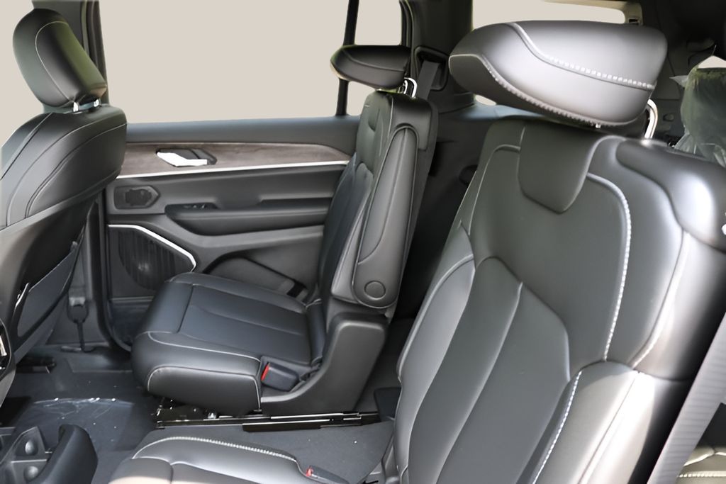 Used 2026 Black Jeep Limited image 20