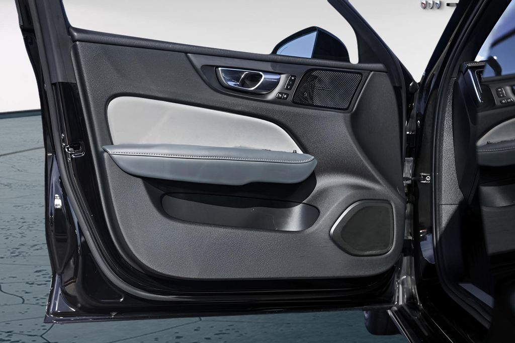 Used Car 2022 Volvo S60  B5 R-design For Sale Under $25,000 In Austin, Texas