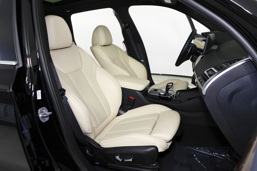 Thumbnail: 2023 BMW X3 - 19