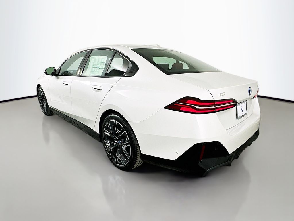 Thumbnail: 2026 BMW i5 - 7