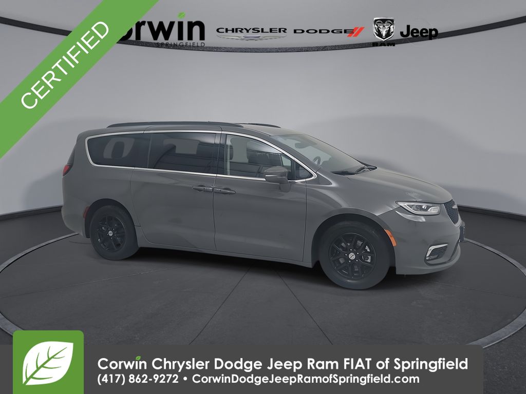2022 Chrysler Pacifica Touring L FWD