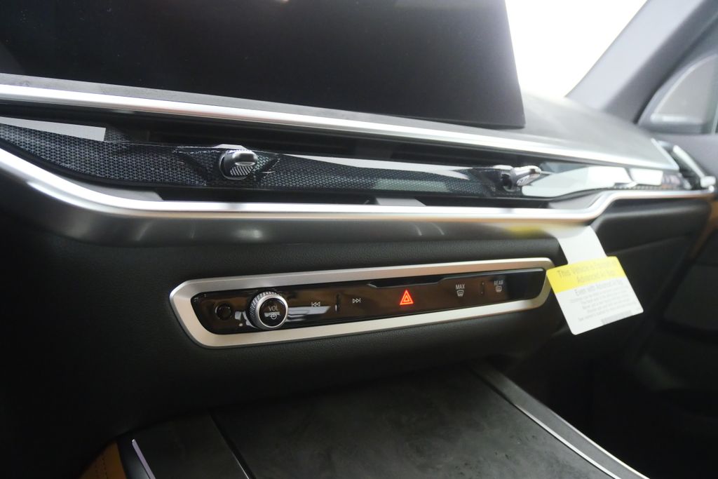 Thumbnail: 2026 BMW X5 - 22