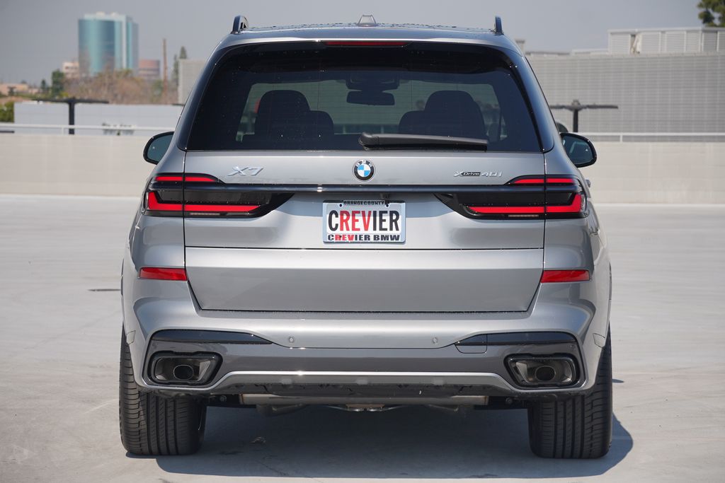 2024 BMW X7 xDrive40i 6