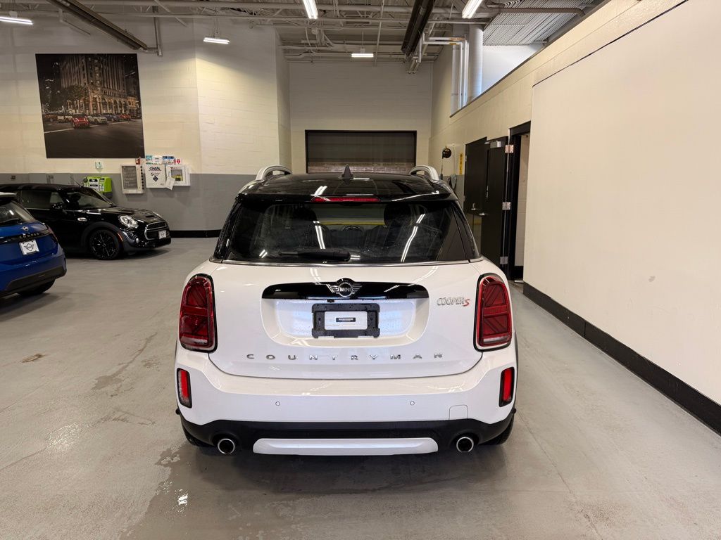Thumbnail: 2024 MINI Cooper Countryman - 4