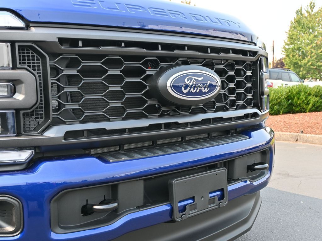 2026 Ford F-350 XL photo 13