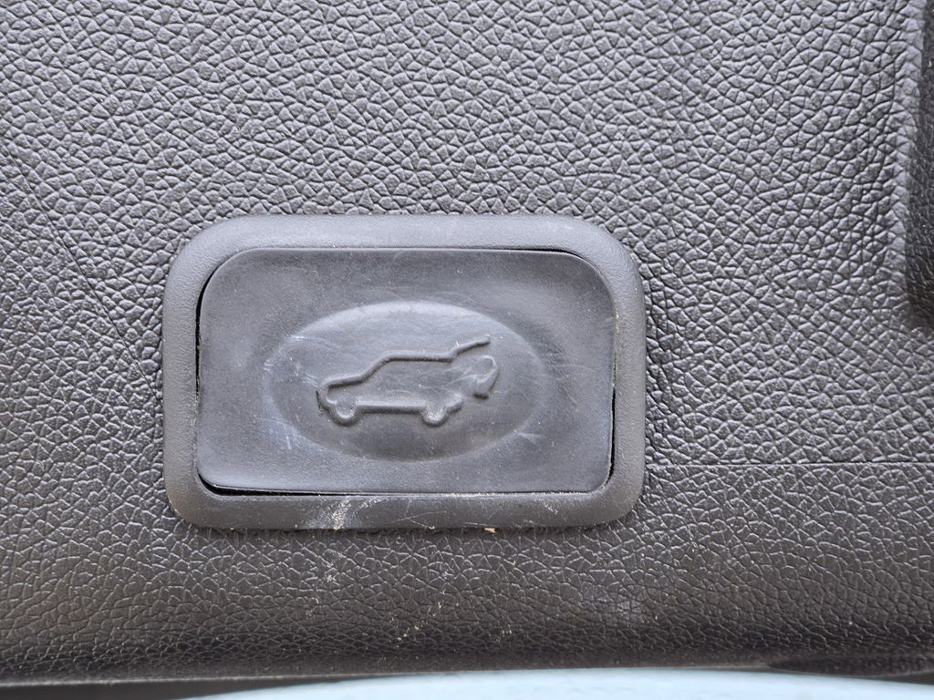 2012 GMC Acadia SLE - 11