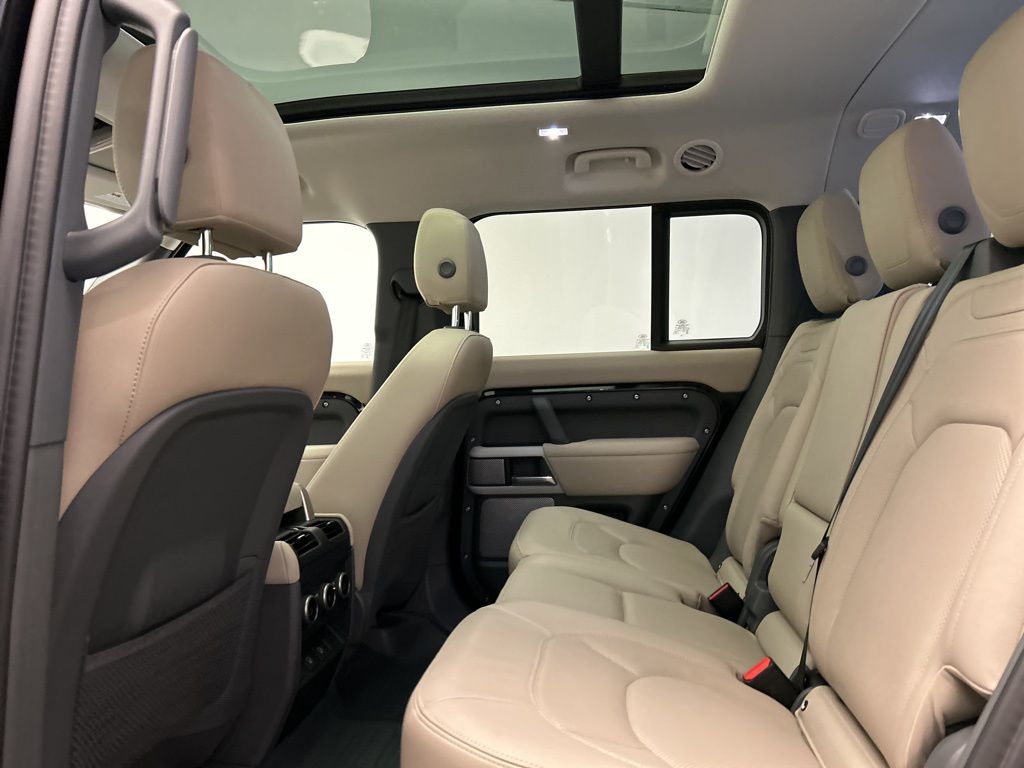 Thumbnail: 2024 Land Rover Defender - 25