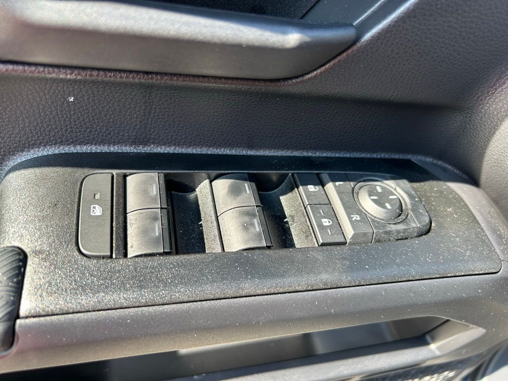 2025 Toyota 4Runner SR5 16