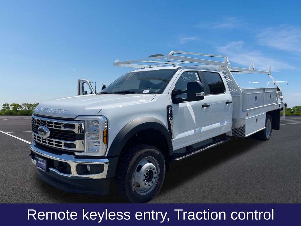 New 2024 Ford Super Duty F-450 Chassis Crew Cab (DRW) 203" Wheelbase XL