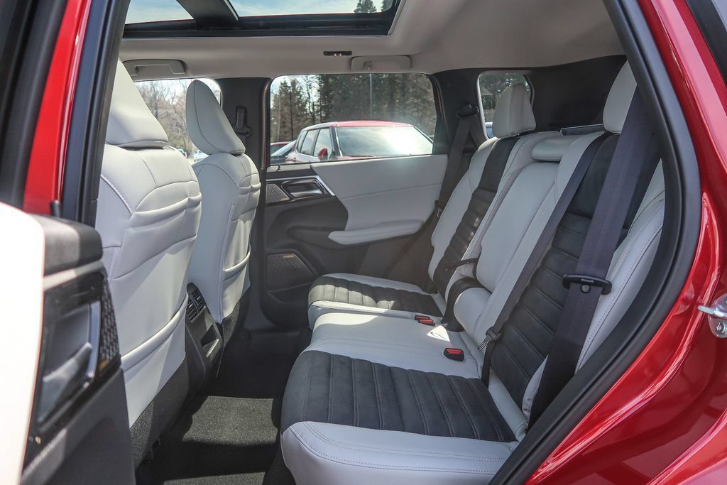 2026 Mitsubishi Outlander SE 2.5 S-AWC