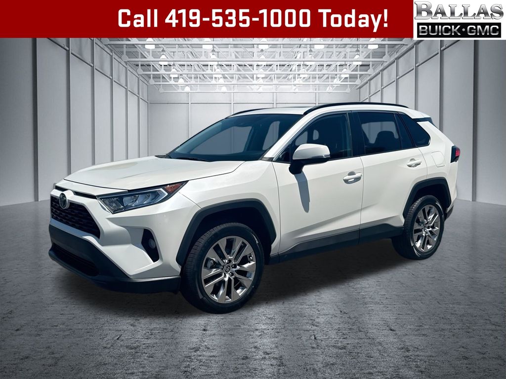 White (Blizzard Pearl) 2021 Toyota RAV4 SUV / Crossover Front-Wheel Drive 8-Speed Automatic