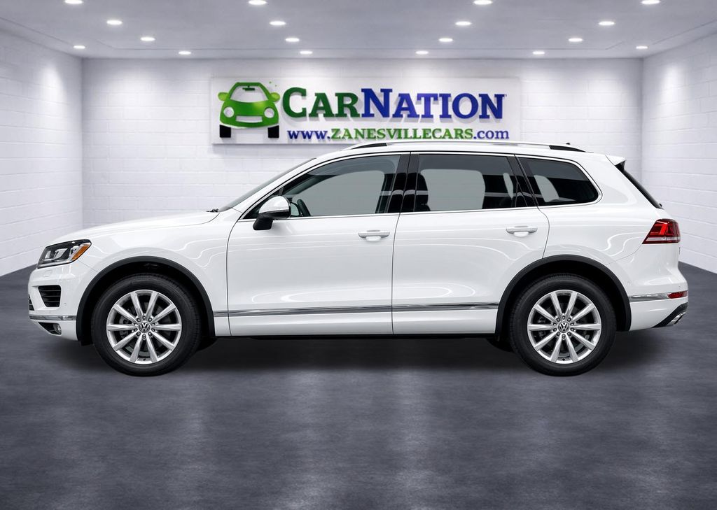 Photo 3 of 2016 Volkswagen Touareg VR6 FSI