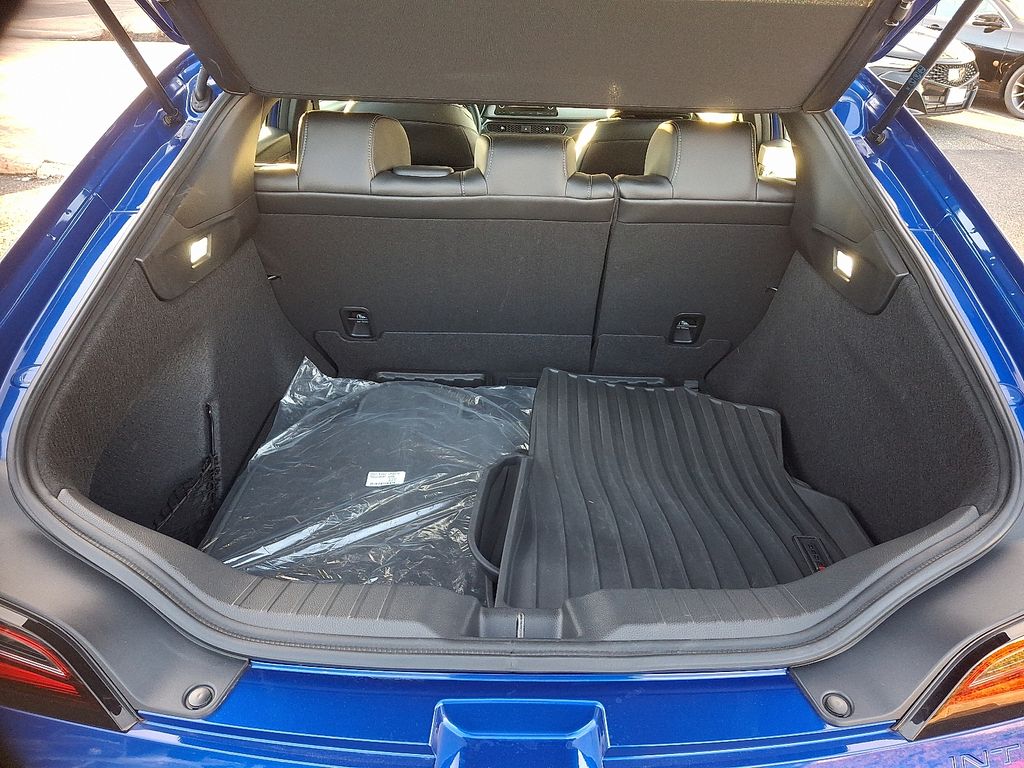 Thumbnail: 2025 Acura Integra - 29