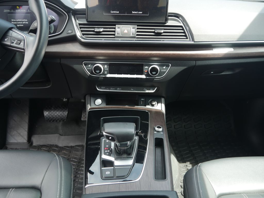 Thumbnail: 2023 Audi Q5 - 32