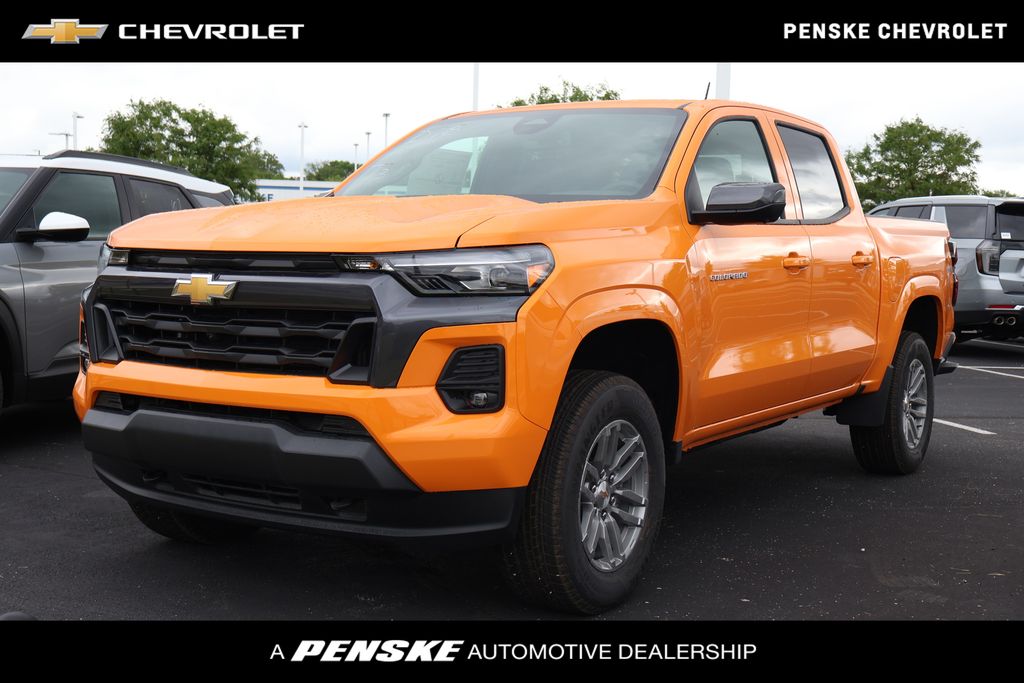 2025 Chevrolet Colorado LT Hero Image