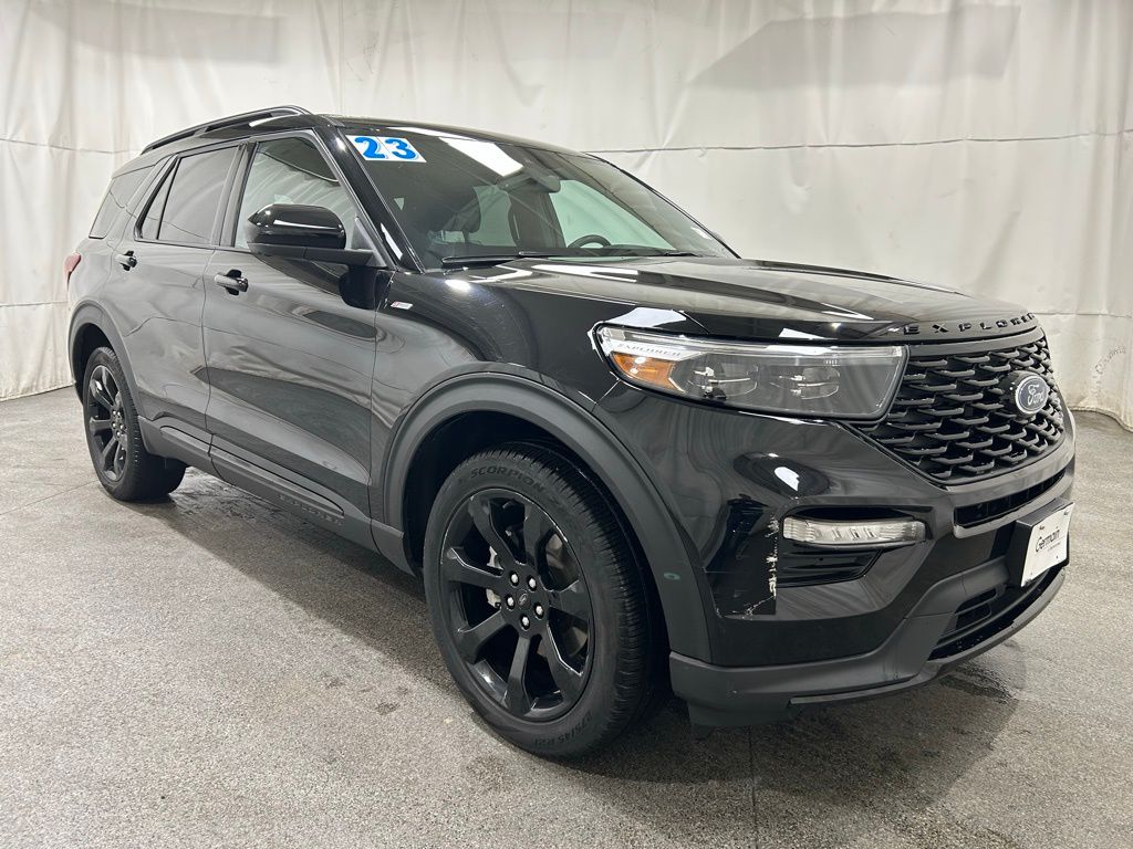 2023 Ford Explorer ST-Line AWD