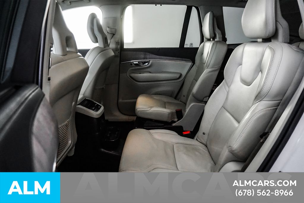 Used 2021 White Volvo T8 Inscription 6 Passenger image 17