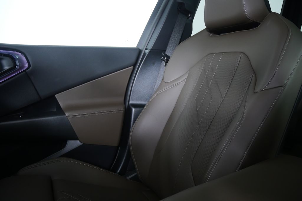 Thumbnail: 2025 BMW X3 - 24