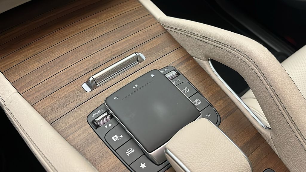 2023 Mercedes-Benz GLS 450 4MATIC 20