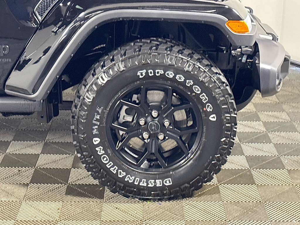 2025 Jeep Gladiator Willys