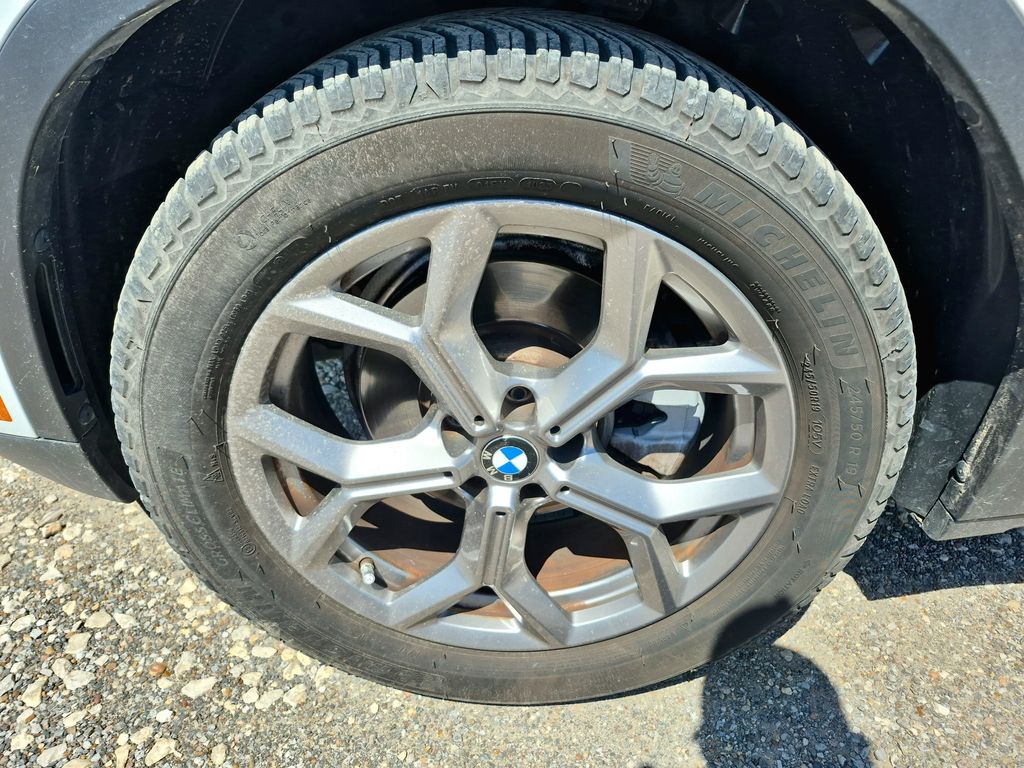 2022 BMW X3 xDrive30i White at Autostrade