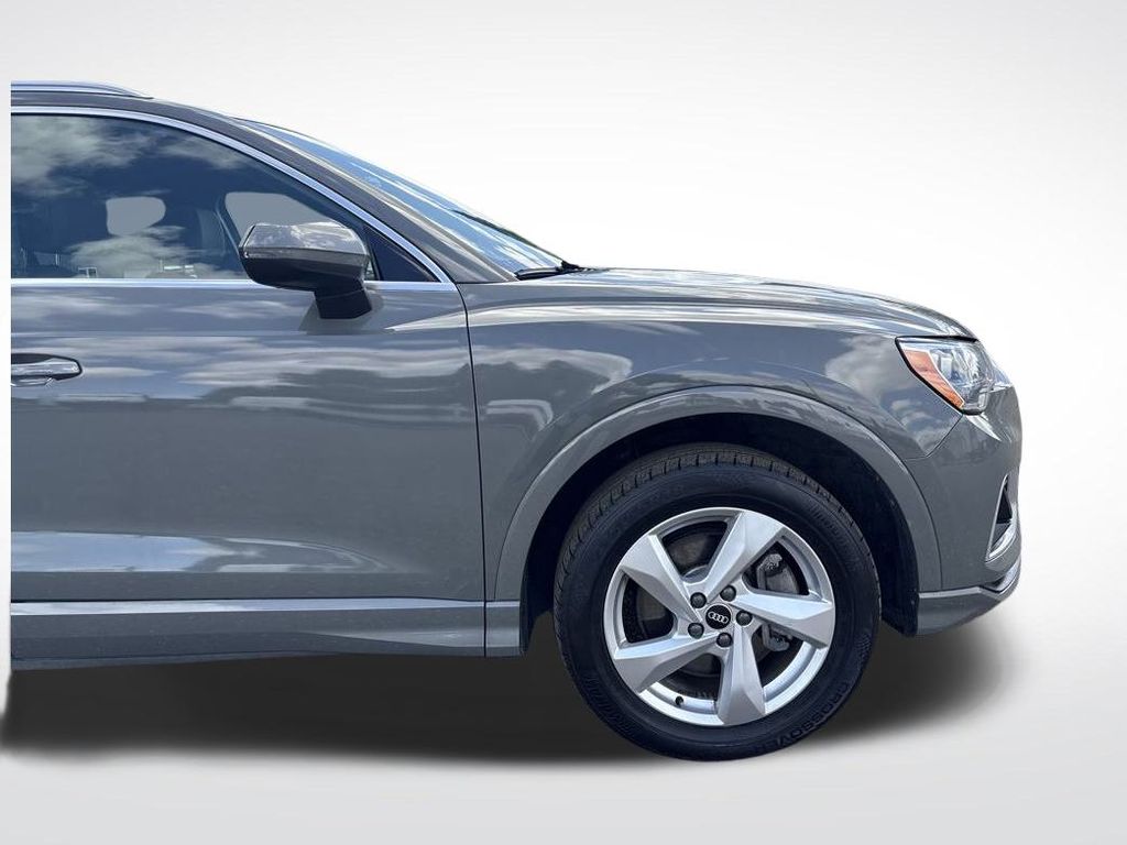 2021 Gray Metallic Audi Q3 Premium AWD SUV