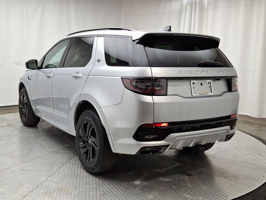 2024 Land Rover Discovery Sport S 6